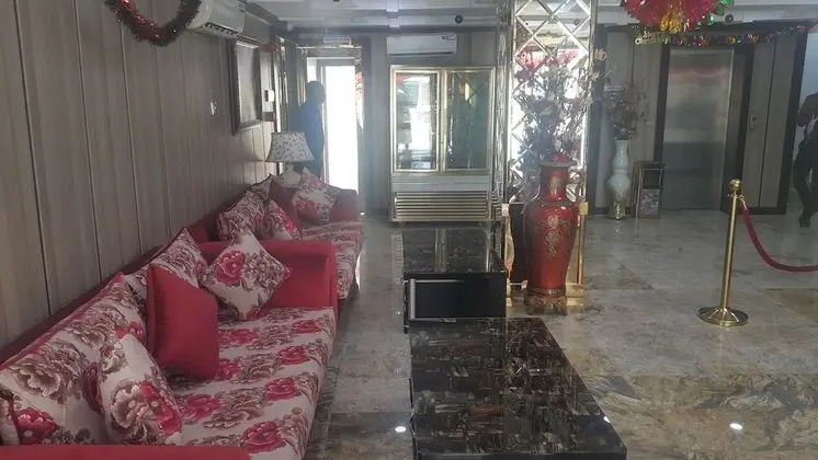 Immaculate Platinum Luxury Resorts - Lobi