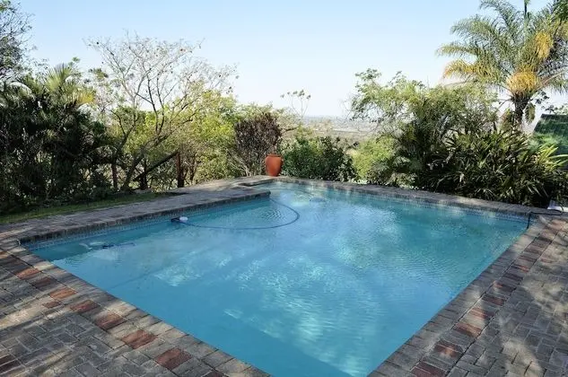 Impala Niezel Lodge - Havuz