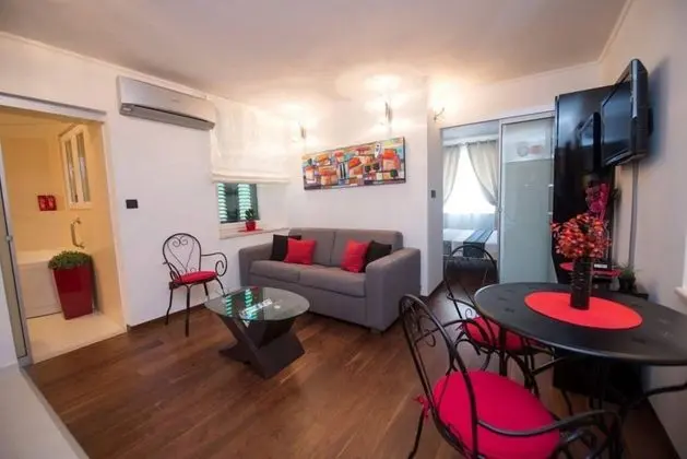 Impeccable 1-bed Apartment in Center of Split