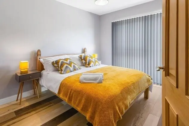 Impeccable 1-bed Apartment in Ebbw Vale, Wales - Öne Çıkan Resim