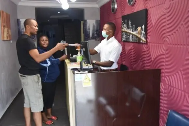 Impeccable 1-bed Executive Luxury Hotel Apartment - Lobi