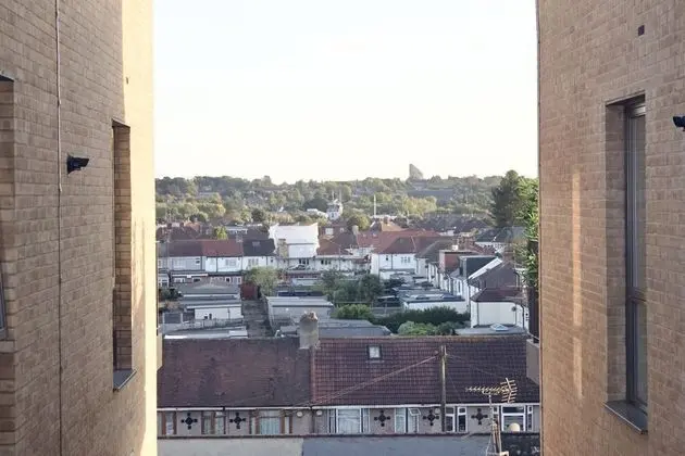Impeccable 1bed Apartment in the Heart Ofgreenford
