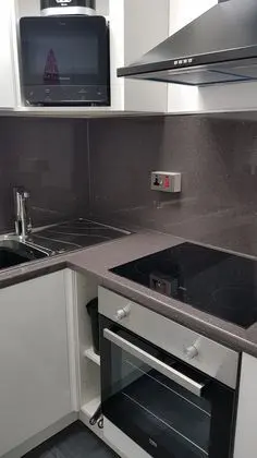 Impeccable 2-bed Apartment in Blackpool - Mutfak