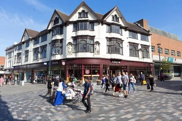 Impeccable 2-bed Apartment in Derby, England - Yerinde Yemek