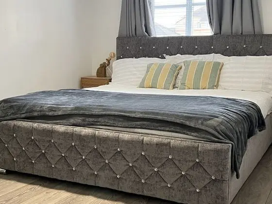 Impeccable 2-bed Apartment in Erith - Oda
