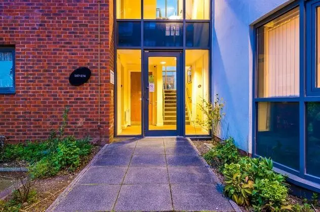 Impeccable 2-bed Apartment in Liverpool