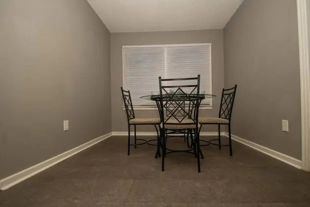 Impeccable 2-bed House in North Little Rock - İç Mekan