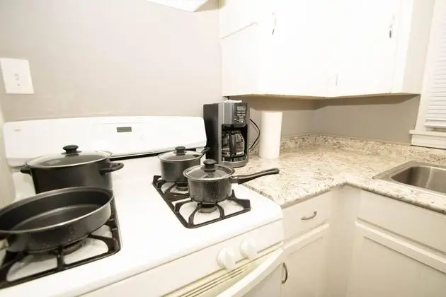 Impeccable 2-bed House in North Little Rock - Mutfak
