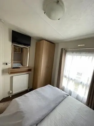 Impeccable 4-bed Caravan in Clacton-on-sea - Oda