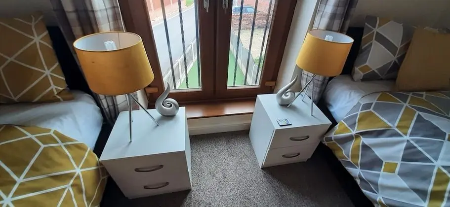 Impeccable 4-bed House in Barnsley