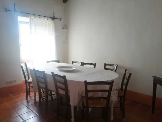Impeccable 6-bed Villa in Luogosanto - Mutfak