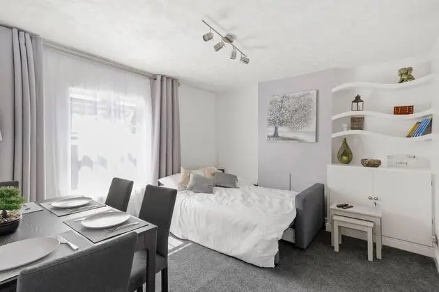 Impeccable Apartment in Bletchley Milton Keynes - Oda