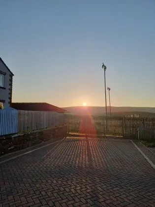 Impeccable Beachfront 2-bed Cottage in St Bees - Havuz