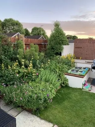 Impeccable Bungalow in Fair Oak, Hampshire - Dış Mekan