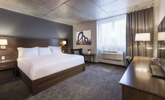 Imperia Hotel & Suites Boucherville - Oda