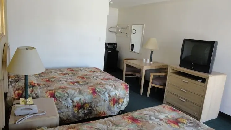 Imperial 400 Motor Inn - Oda