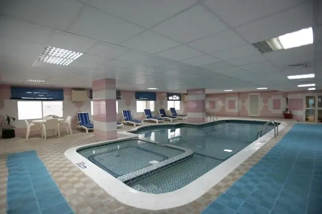Imperial Hotel Apartments - Havuz