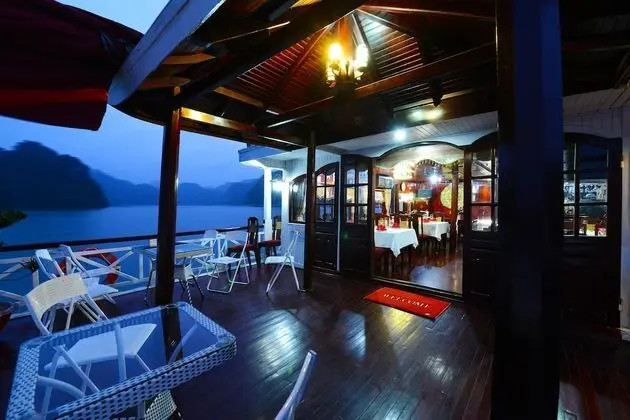 Imperial Legend Cruise Halong - Lobi