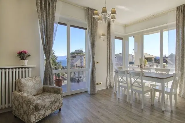 Impero House Rent - Camelia