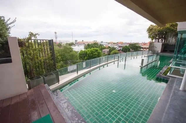 Implace Impact at Msociety Condo - Dış Mekan
