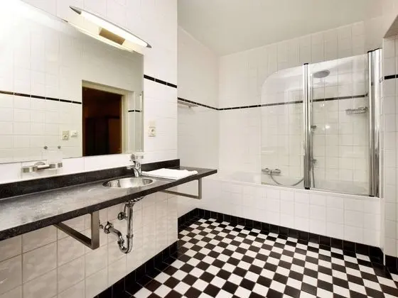 Imposing Holiday Home in Vielsalm With Recreation Room & Tennis Court - Banyo Tipleri