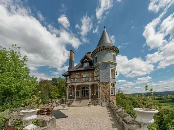 Impressive Castle in Spa With a Private Swimming Pool - Dış Mekan