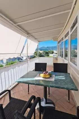 Ina - Modern and Cosy - A1