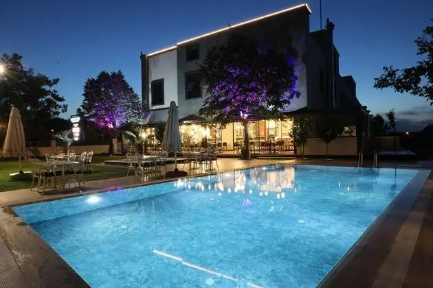 pool