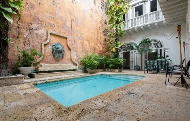 Incredible 3BR Apartment w Pool Rooftop in Centro Amurallado - Oda
