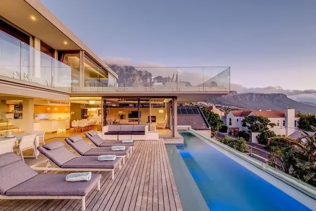Incredible Camps Bay Villa With Five Bedrooms and Private Pool The Cheviots - Oda