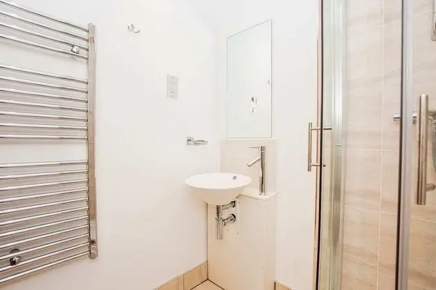 Incredible Modern Central 1 Bed - London Bridge - Banyo Tipleri
