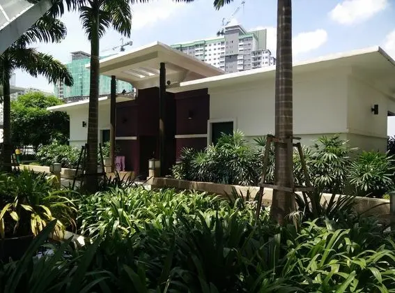 Indah Alam Vacation Home - Dış Mekan