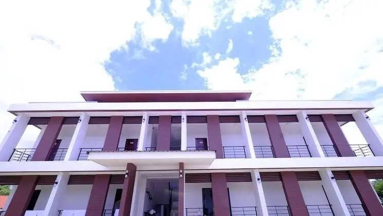 Inday Hotel