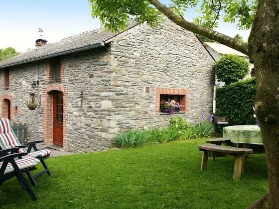 Independant Gite at the Calm way in the Center of the Village