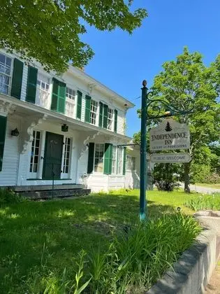 Independence Inn - 1