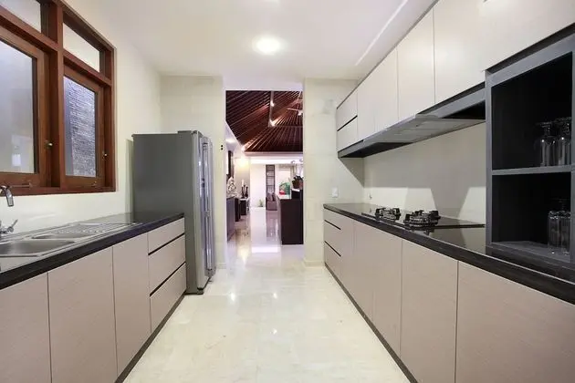 Indi Villas - The Ambika - Mutfak