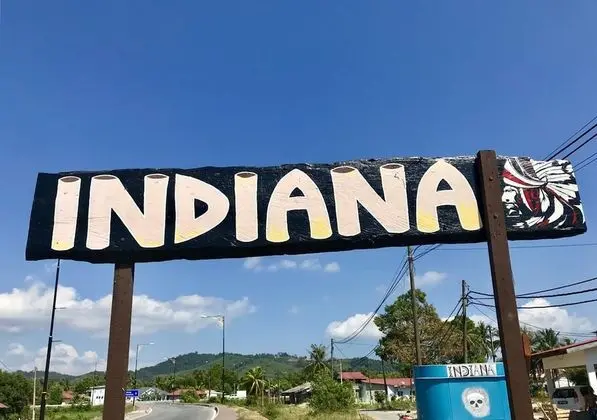 Indiana Cafe and Beds