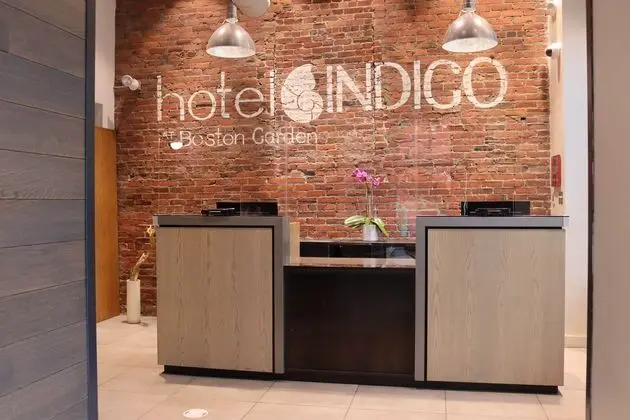 Hotel Indigo Boston Garden - Lobi