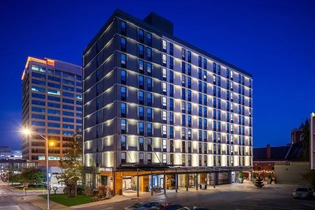 Hotel Indigo Chattanooga - Downtown, an IHG Hotel