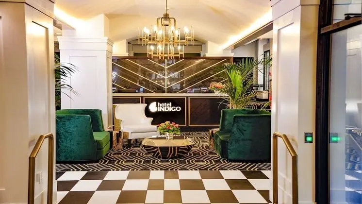 Hotel Indigo Kansas City Downtown, an IHG Hotel - Lobi