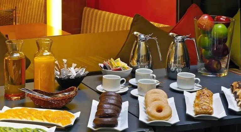 Indigo Madrid Princesa Hotel - Yeme / İçme