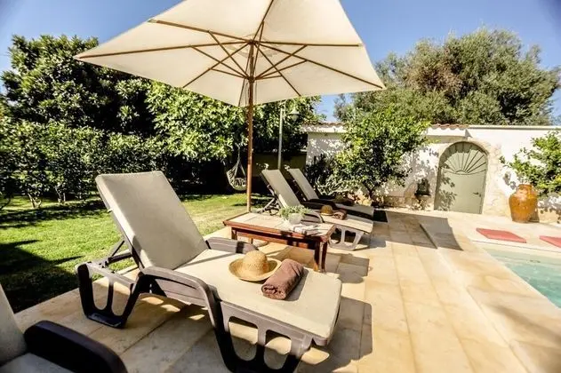 Villa Indipendente con Piscina Privata e Idromassaggio - Oda