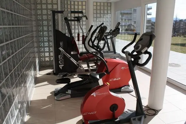 Indoor Swimming Pool, Sauna, Fitness, Private Gardens, Spacious Modern Apartment - Dış Mekan