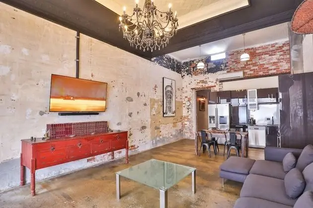 Indulge Apartments - Eighth Street - Lobi