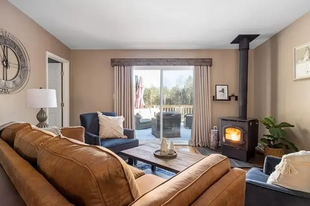 Industrial Chic Catskills All-season Getaway