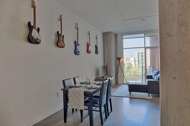 Industrial Chic Condo with Balcony - Yerinde Yemek