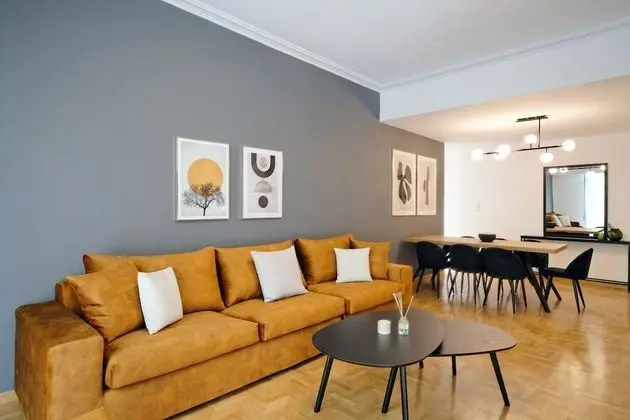 Industrial style apt in Athens city