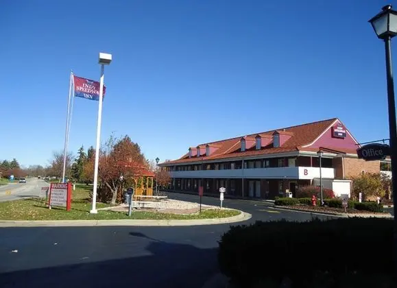 Indy Speedway Inn - Genel