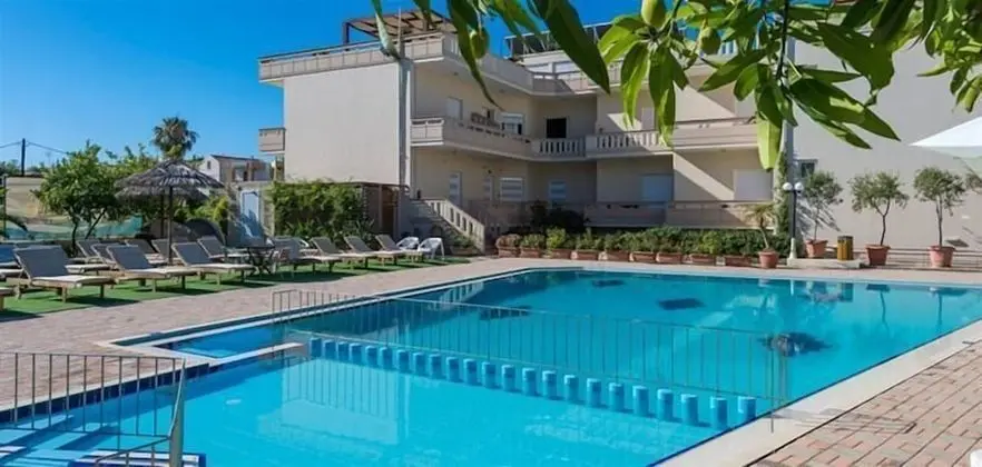 Inea Hotel & Suites