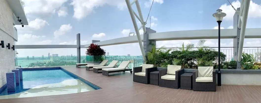Infinity 28 Condominium - Havuz